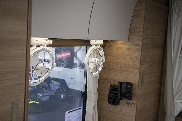 2025 Jayco SILVERLINE CARAVAN 21.65-4.OB.SL-MY25