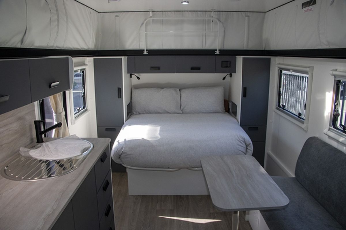 2025 Jayco STARCRAFT POPTOP 16.67-5.BP.SC-MY25