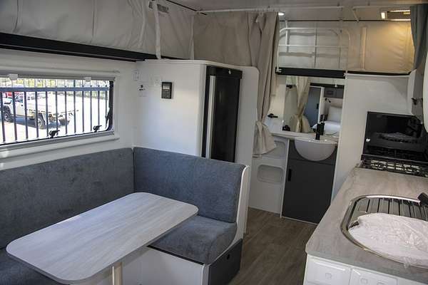 2025 Jayco STARCRAFT POPTOP 16.67-5.BP.SC-MY25