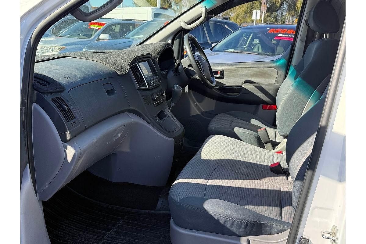 2017 Hyundai iLoad TQ3-V Series II