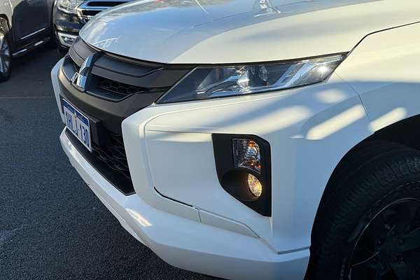 2019 Mitsubishi Triton GLX+ MR 4X4