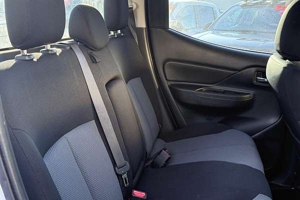 2019 Mitsubishi Triton GLX+ MR 4X4