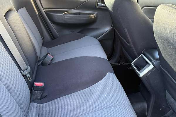 2019 Mitsubishi Triton GLX+ MR 4X4