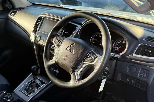 2019 Mitsubishi Triton GLX+ MR 4X4