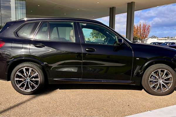 2023 BMW X5 xDrive30d M Sport G05