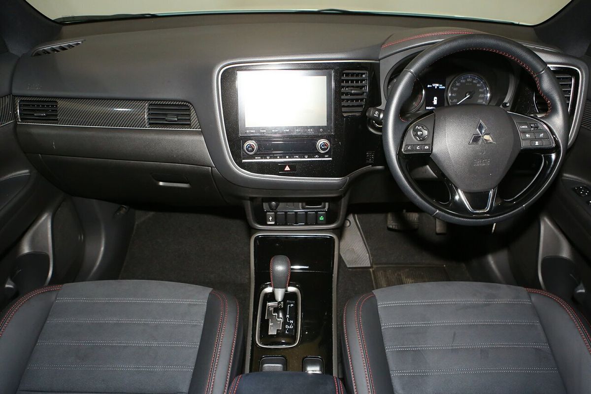 2021 Mitsubishi Outlander Black Edition ZL