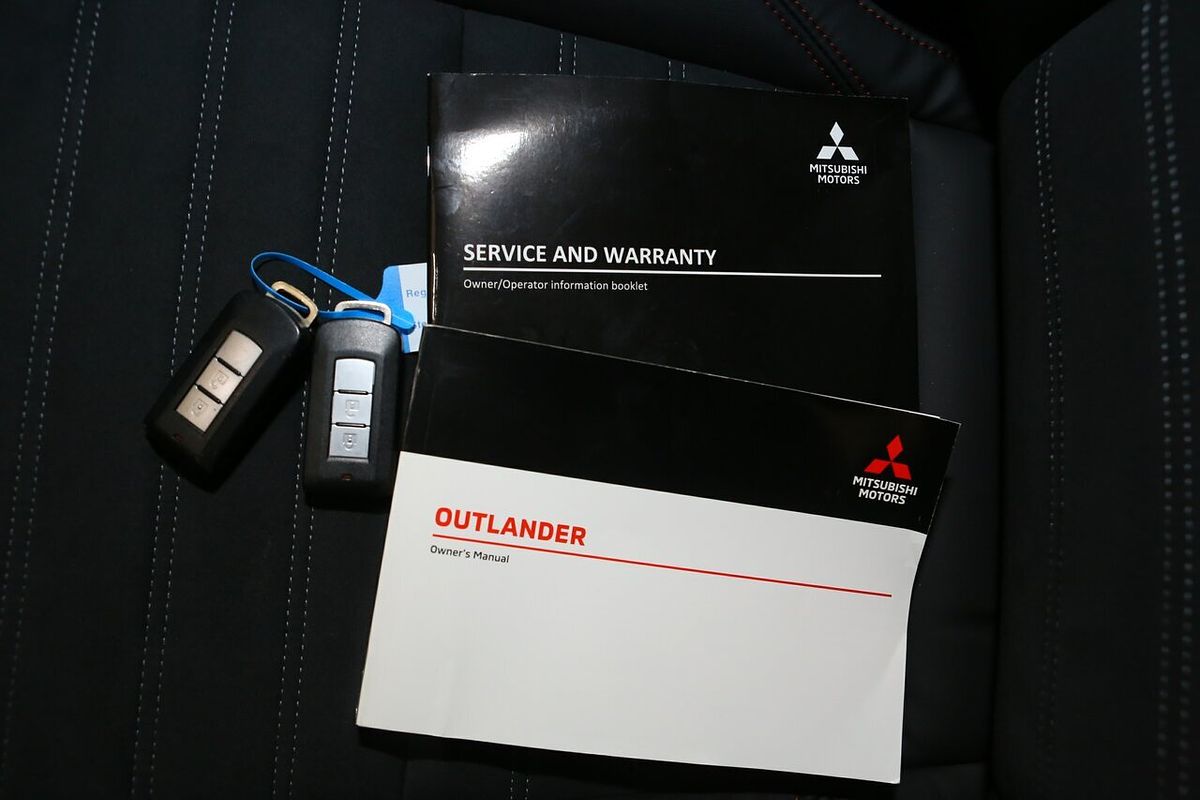 2021 Mitsubishi Outlander Black Edition ZL