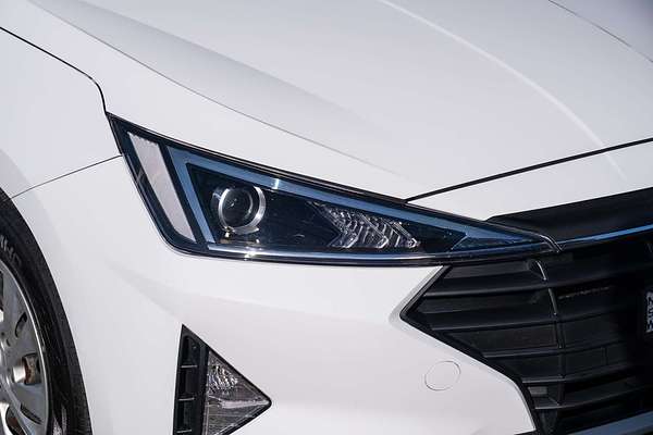 2019 Hyundai Elantra Go AD.2