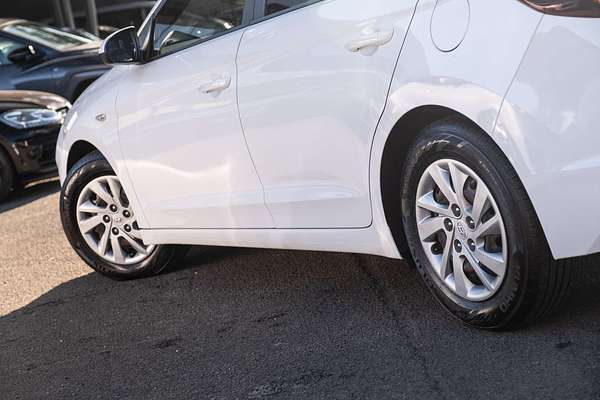 2019 Hyundai Elantra Go AD.2