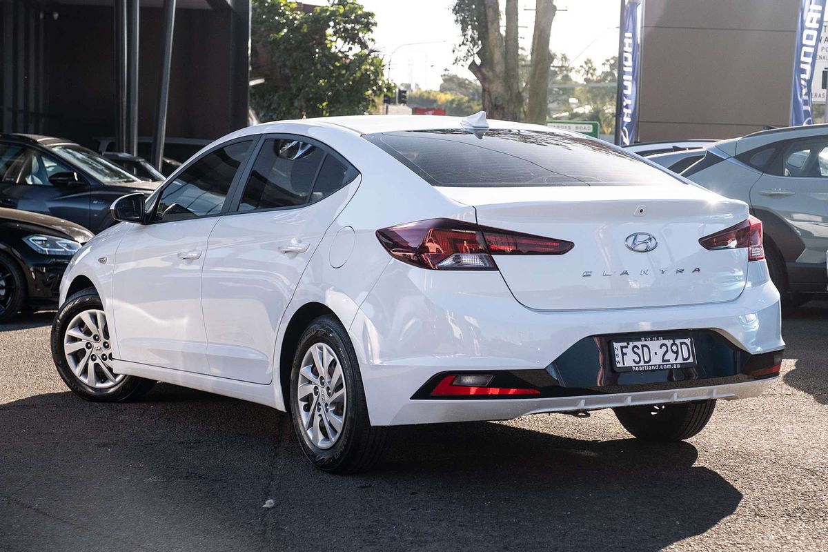 2019 Hyundai Elantra Go AD.2
