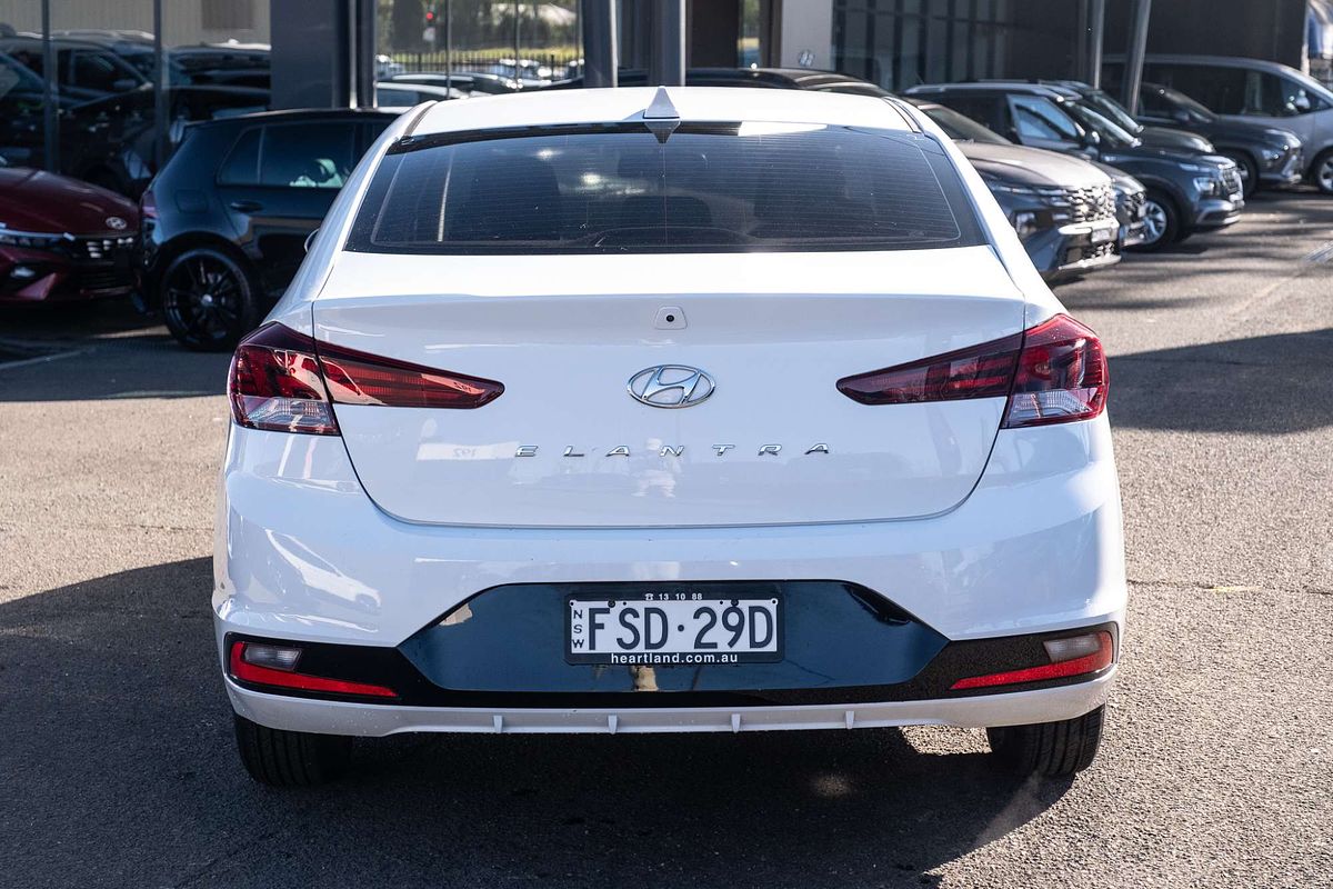 2019 Hyundai Elantra Go AD.2