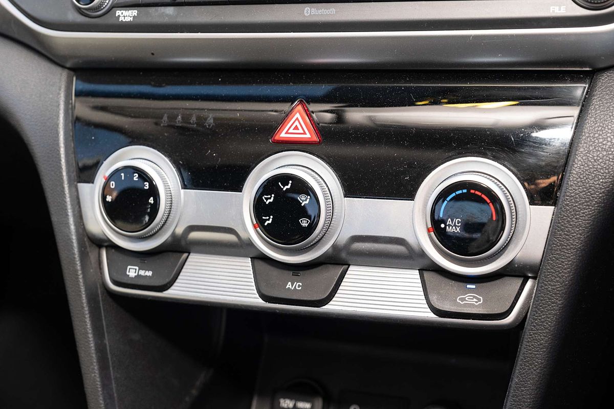 2019 Hyundai Elantra Go AD.2