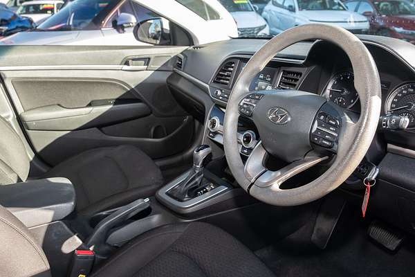 2019 Hyundai Elantra Go AD.2