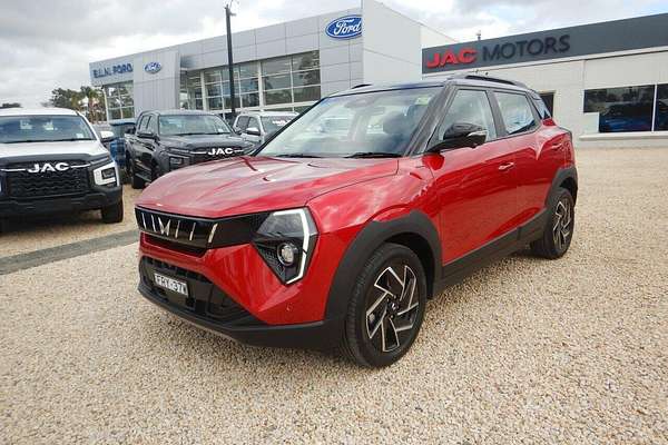 2025 Mahindra XUV3XO AX7L