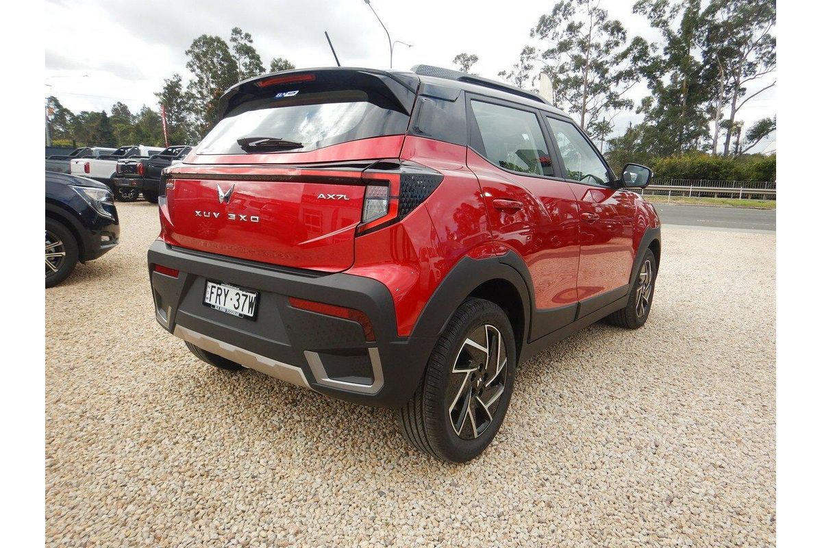 2025 Mahindra XUV3XO AX7L