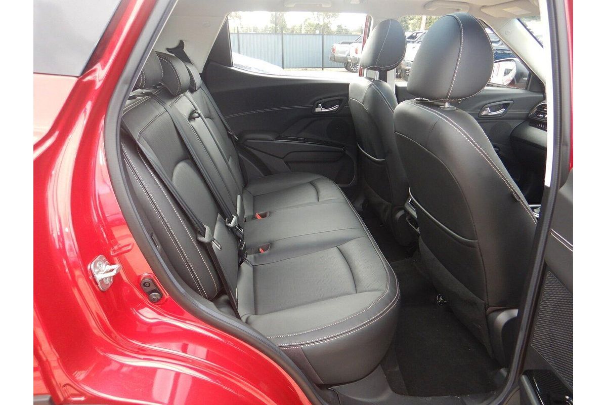 2025 Mahindra XUV3XO AX7L