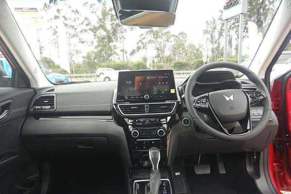 2025 Mahindra XUV3XO AX7L