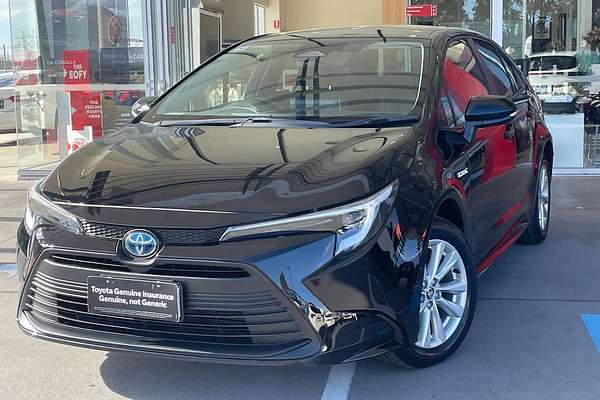 2024 Toyota Corolla SX Hybrid ZWE219R