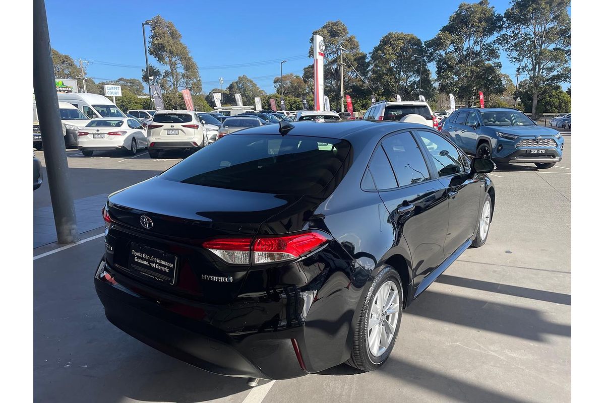2024 Toyota Corolla SX Hybrid ZWE219R