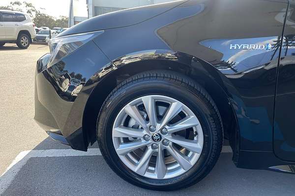 2024 Toyota Corolla SX Hybrid ZWE219R