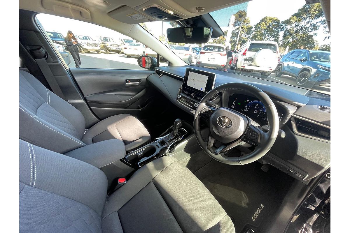 2024 Toyota Corolla SX Hybrid ZWE219R