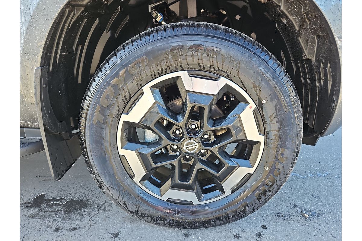 2025 Nissan Navara ST-X D23 4X4
