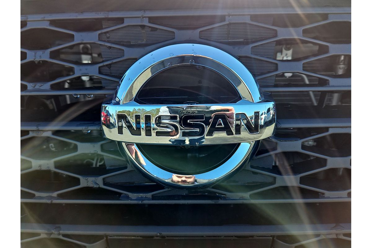 2025 Nissan Navara ST-X D23 4X4