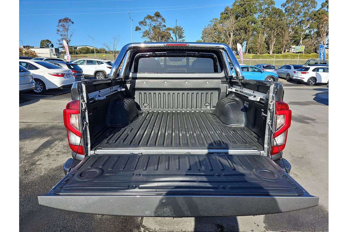2025 Nissan Navara ST-X D23 4X4