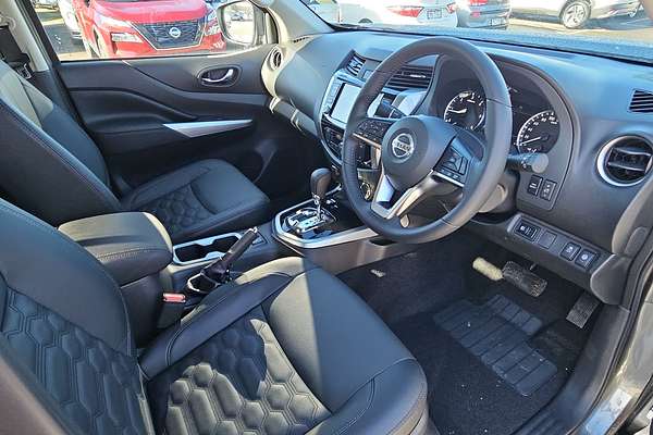 2025 Nissan Navara ST-X D23 4X4
