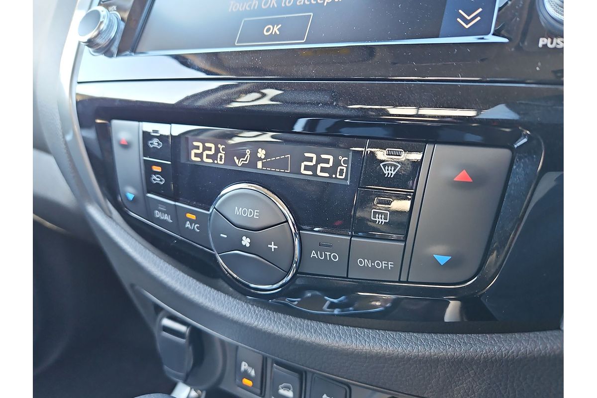2025 Nissan Navara ST-X D23 4X4