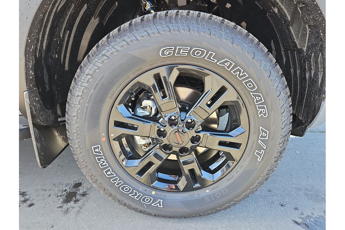 2025 Nissan Navara PRO-4X D23 4X4