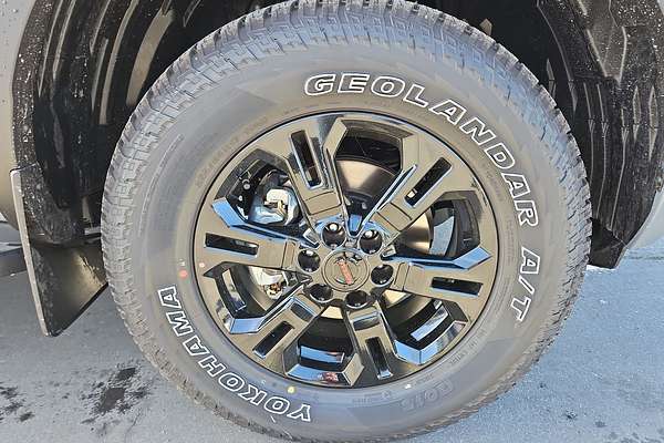 2025 Nissan Navara PRO-4X D23 4X4