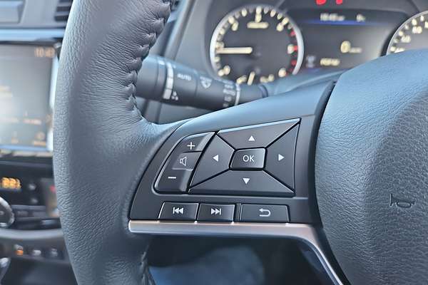 2025 Nissan Navara PRO-4X D23 4X4