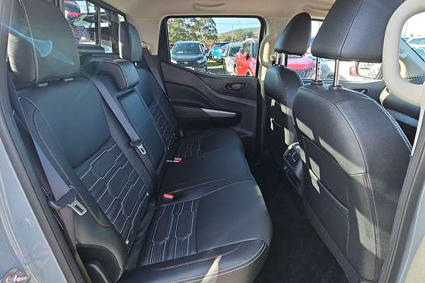 2025 Nissan Navara PRO-4X D23 4X4