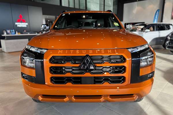 2025 Mitsubishi Triton GSR MV 4X4