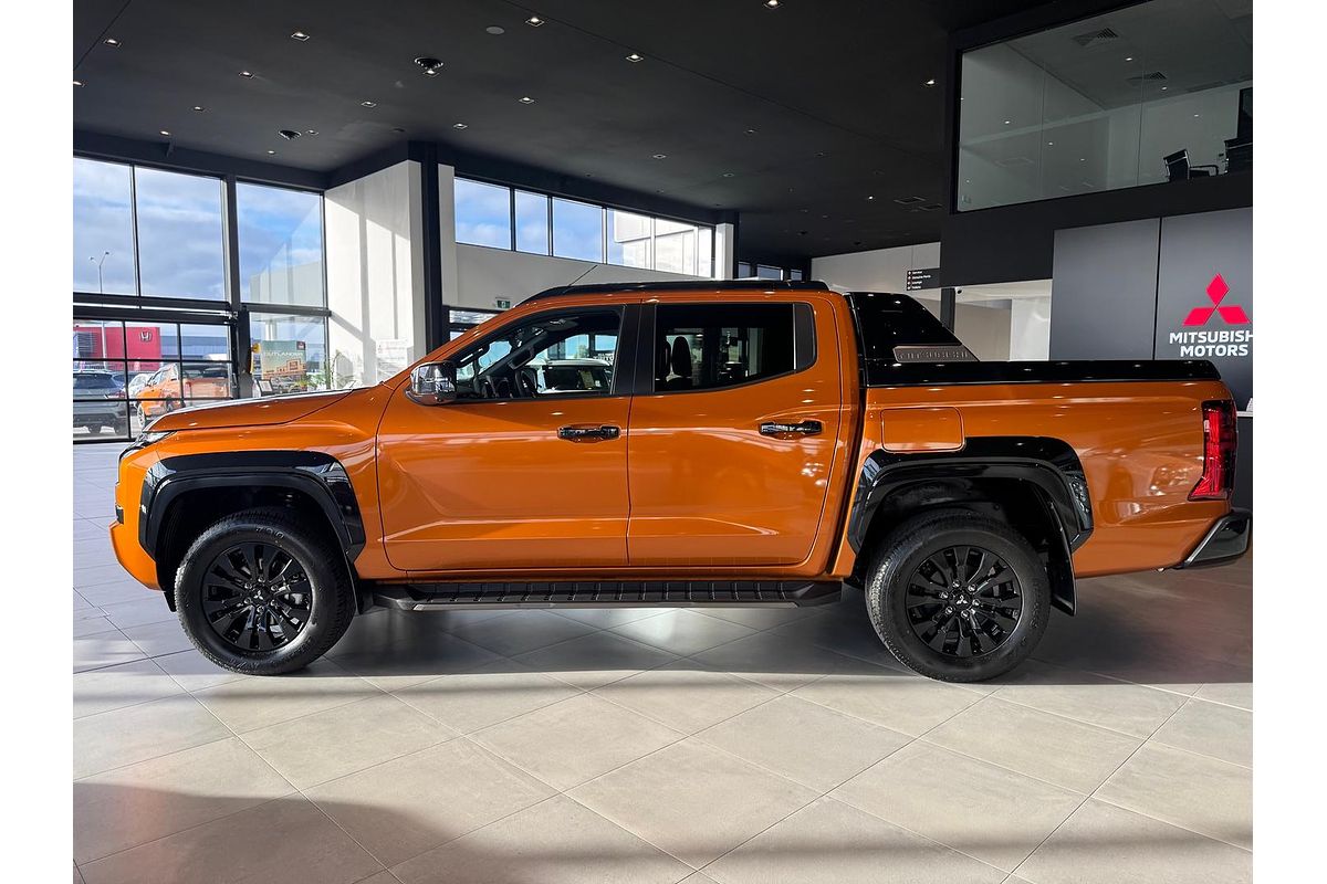 2025 Mitsubishi Triton GSR MV 4X4