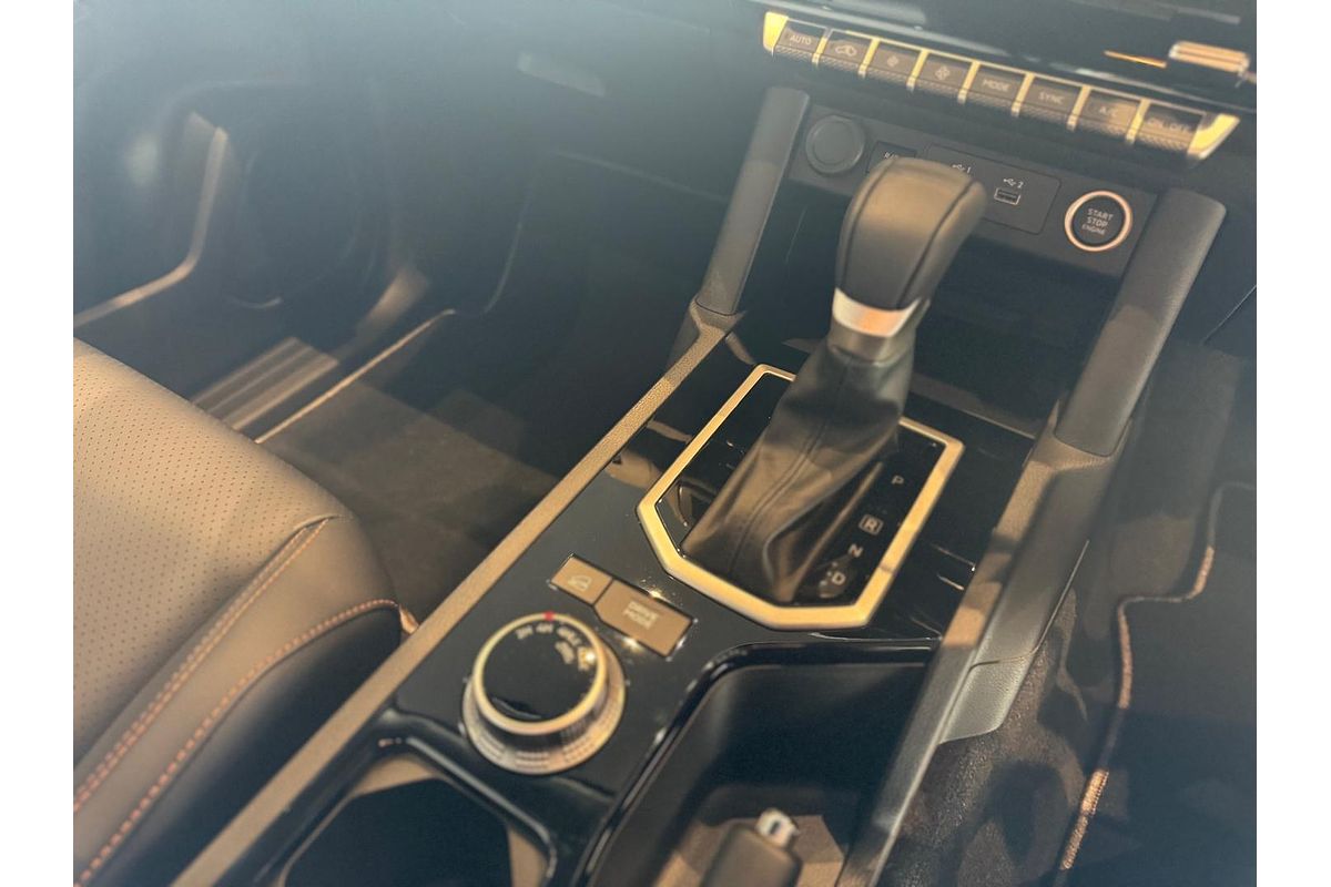 2025 Mitsubishi Triton GSR MV 4X4