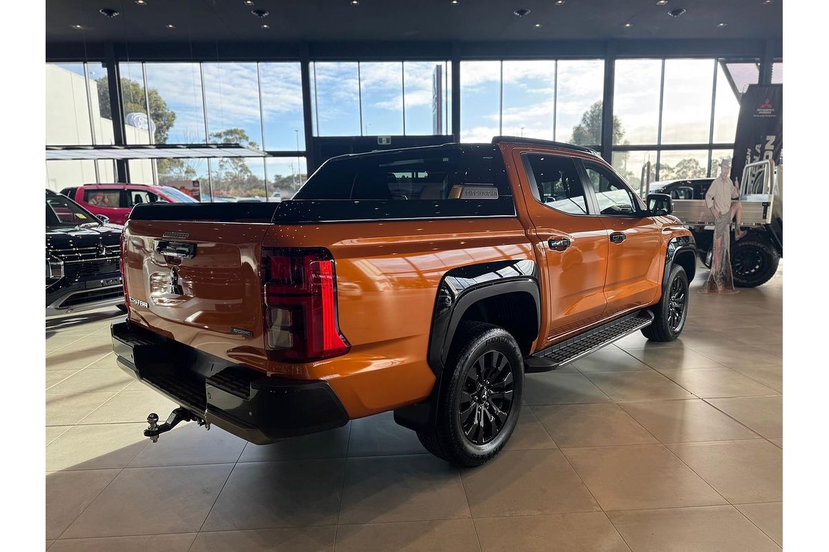 2025 Mitsubishi Triton GSR MV 4X4