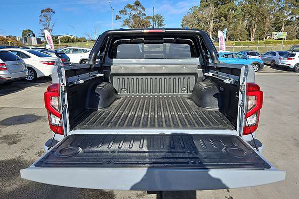 2025 Nissan Navara PRO-4X D23 4X4
