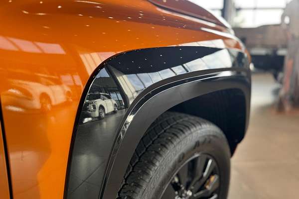 2025 Mitsubishi Triton GSR MV 4X4