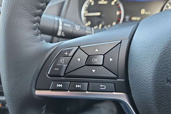 2025 Nissan Navara PRO-4X D23 4X4