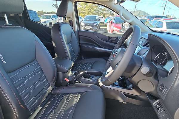 2025 Nissan Navara PRO-4X D23 4X4