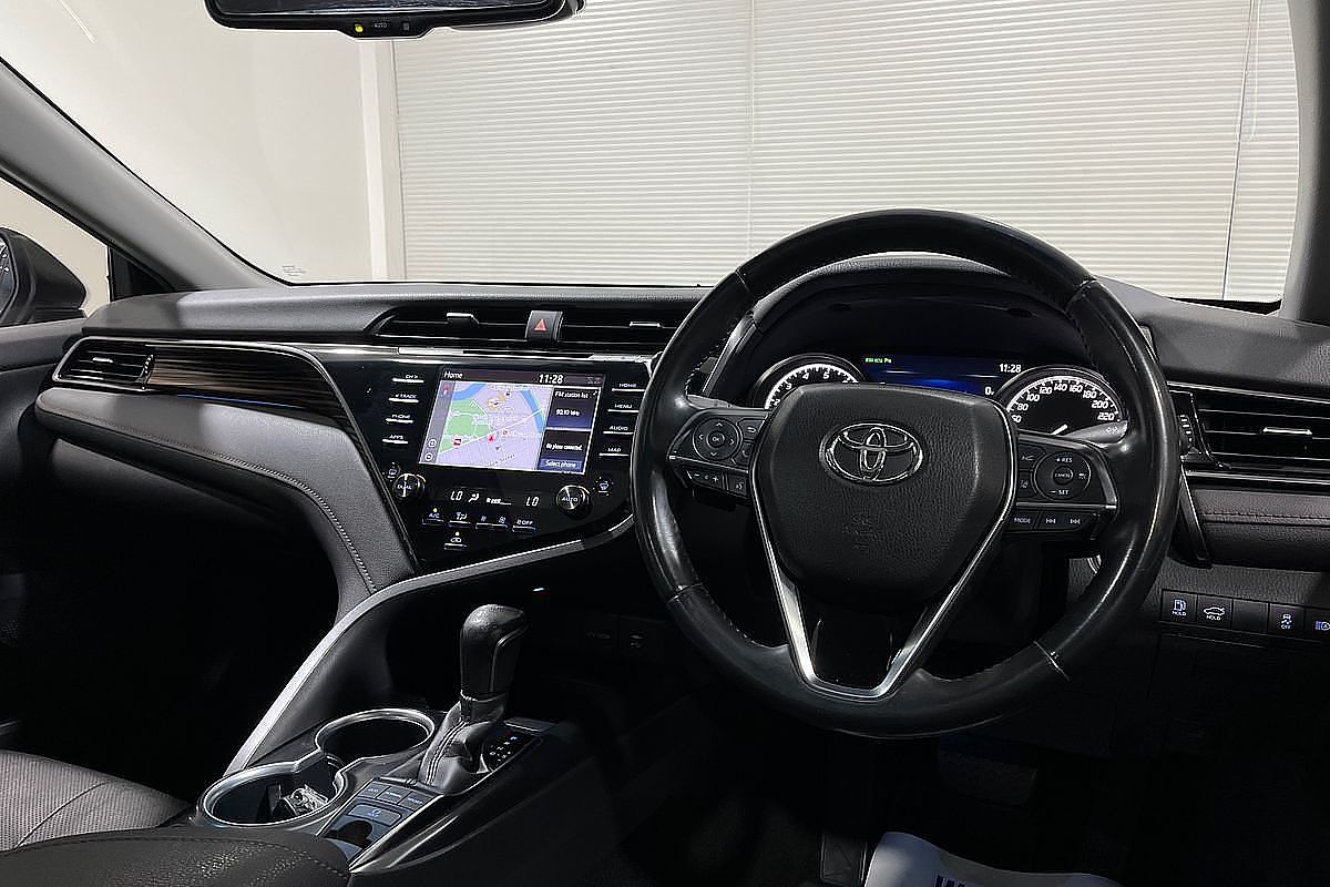 2019 Toyota Camry SL GSV70R