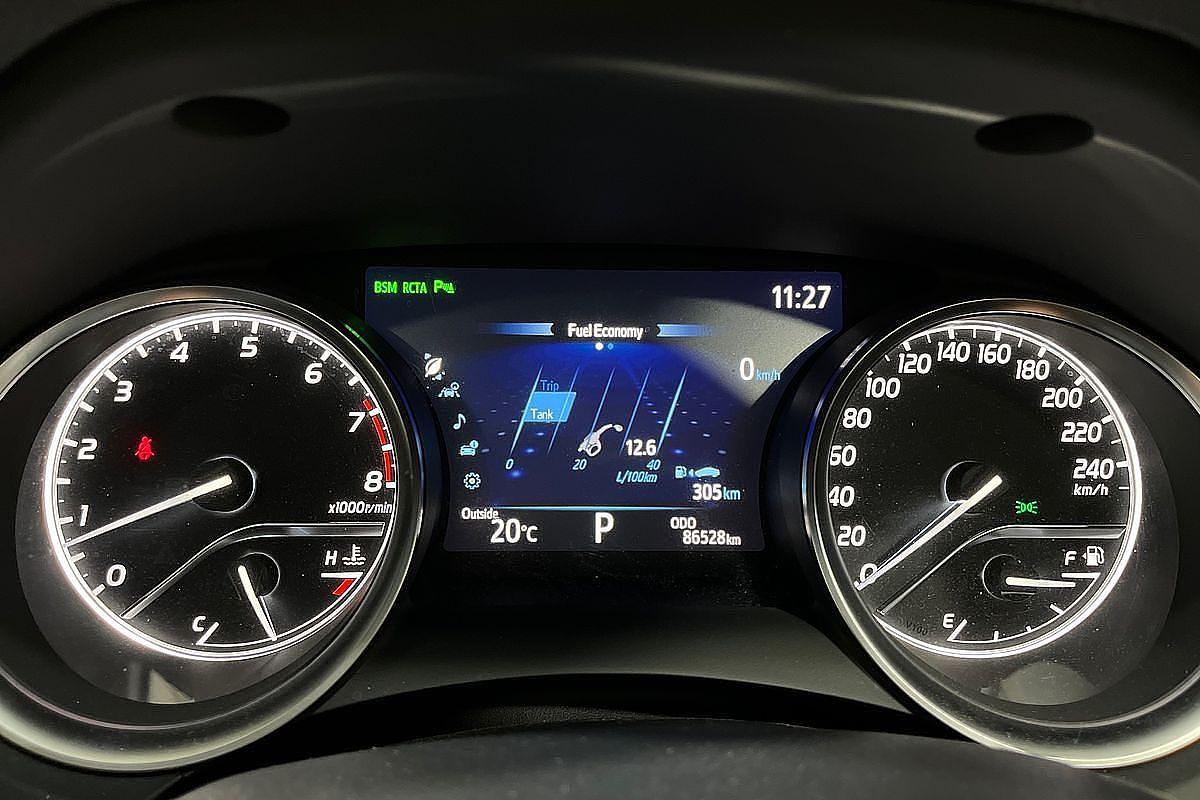 2019 Toyota Camry SL GSV70R