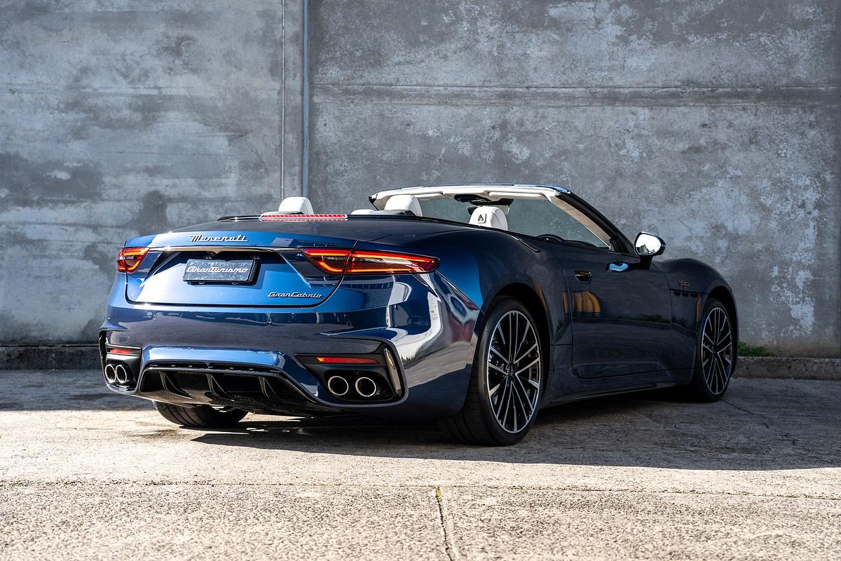 2024 Maserati GranCabrio Trofeo M189