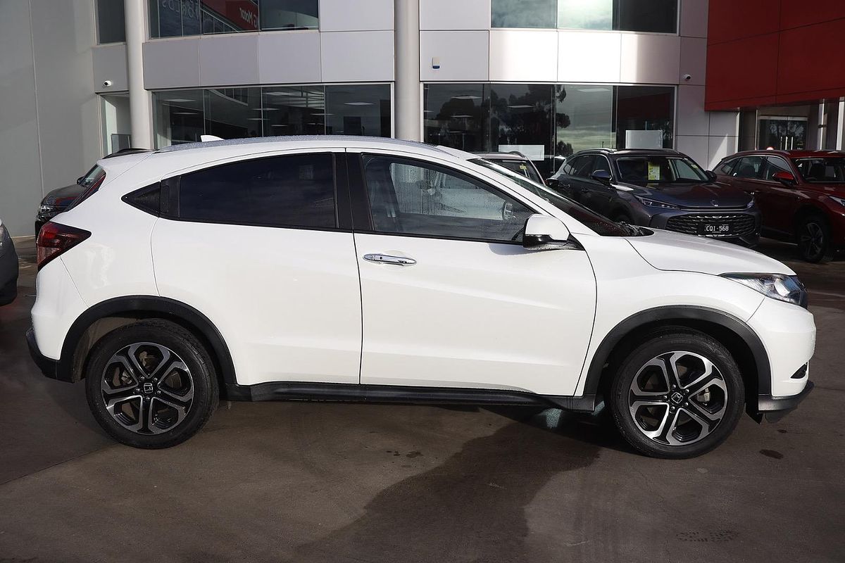 2017 Honda HR-V VTi-L