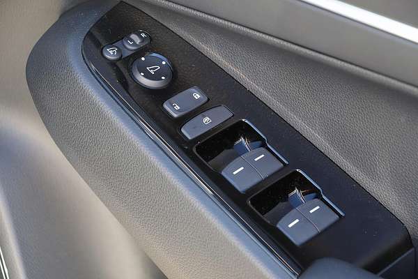 2023 Honda HR-V e:HEV L