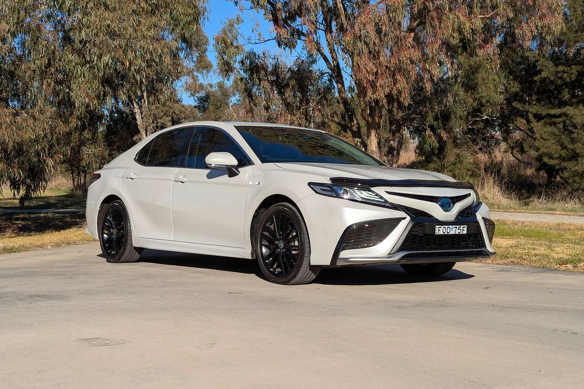 2024 Toyota Camry SX AXVH70R