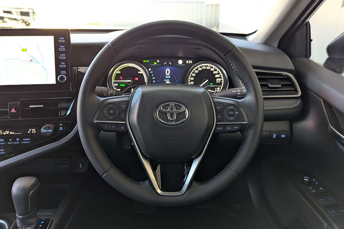 2024 Toyota Camry SX AXVH70R
