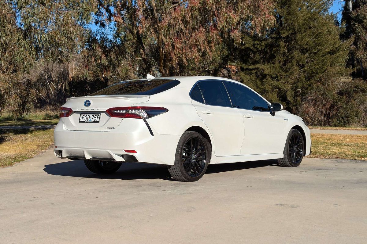 2024 Toyota Camry SX AXVH70R